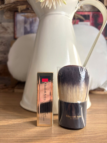 Elizabeth arden kabuki brush - elizabeth,