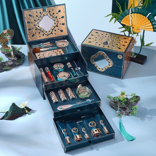 Piece makeup set with - piece,